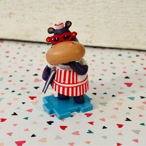 Hallie‎ Hippo Nurse PVC Cake Topper Figure Doc
McStuffins Figurine Disney
